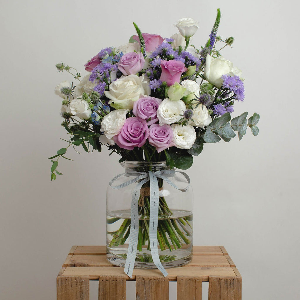 Mother's Day: Lilac Dream Bouquet With Vase